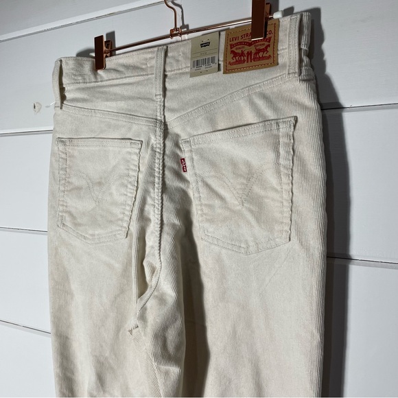Levi's Women's Cream Ribcage Bootcut Corduroy Jeans 90's - Picture 6 of 13